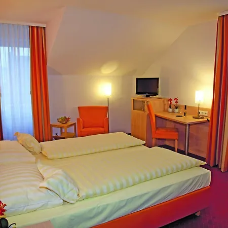Hotel Western Favorit