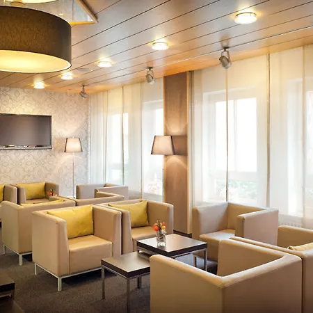 Western Favorit Hotel 3*